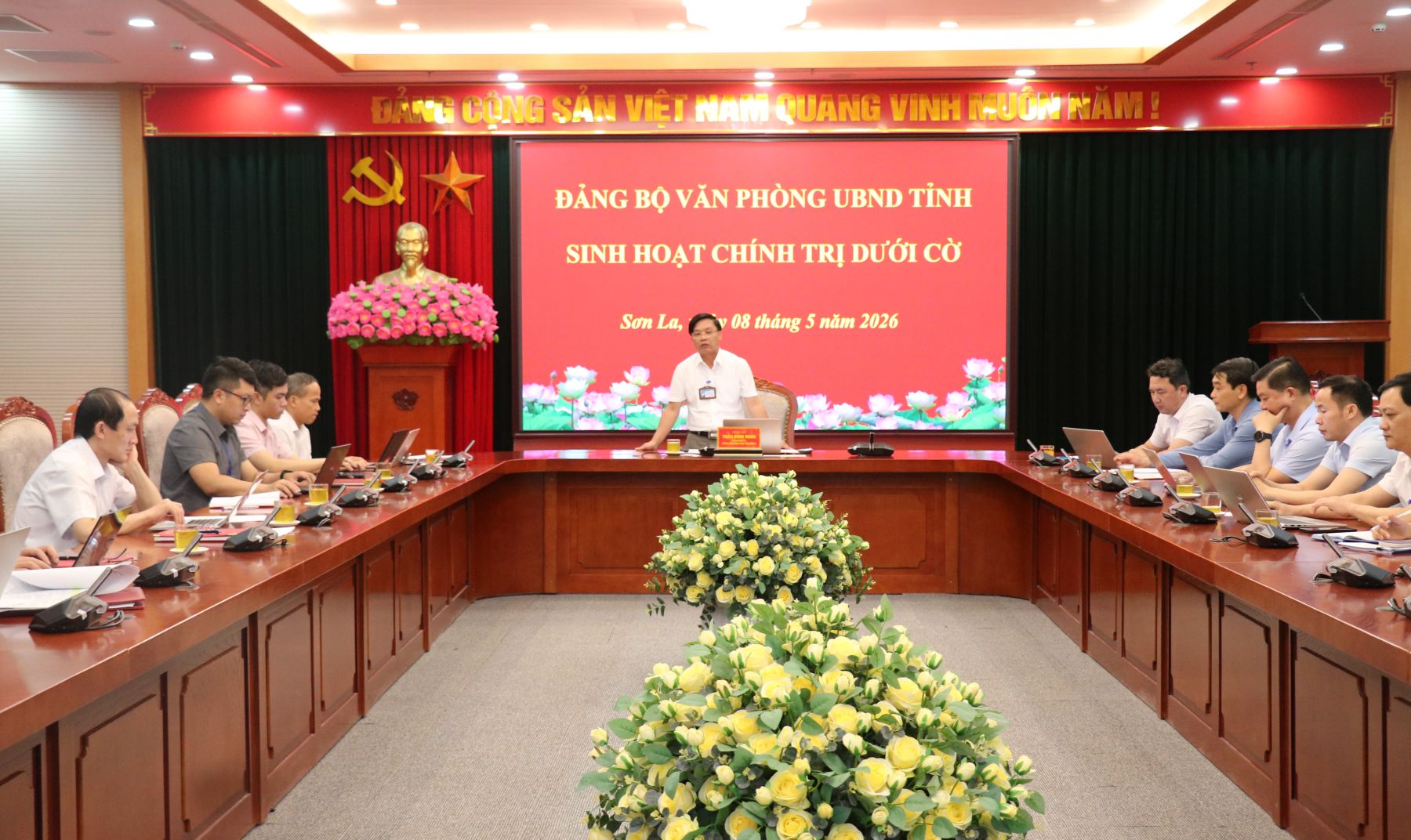 anh tin bai